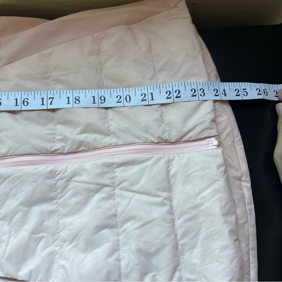 Lululemon Down for It All Vest Pink Mist Size 4 - Picture 11 of 13